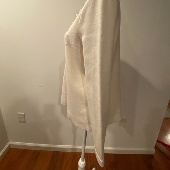 Women's Nine West White Pearl Sweater Size Medium - Picture 3 of 8